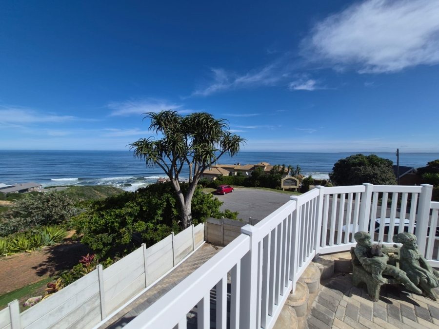 5 Bedroom Property for Sale in Dana Bay Western Cape